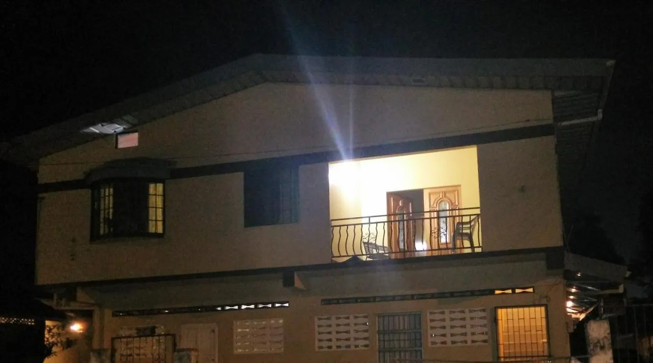 Bed & Breakfast Major Key Property Curepe